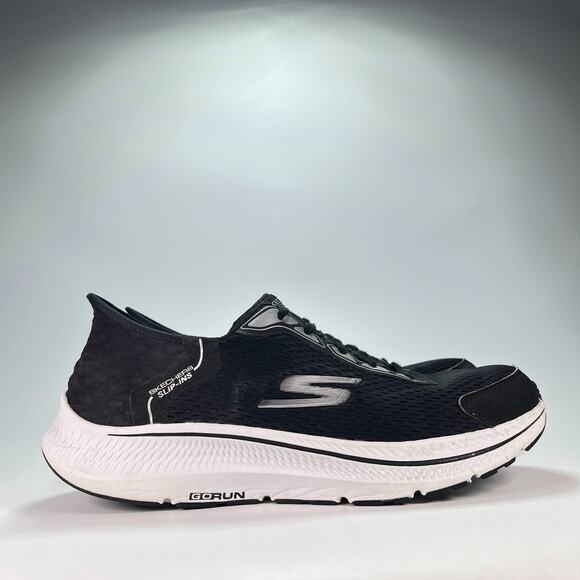 Skechers Hands Free GO RUN Consistent 2.0 Black Running Shoes 220863 Men's Sz 13 - Picture 1 of 11